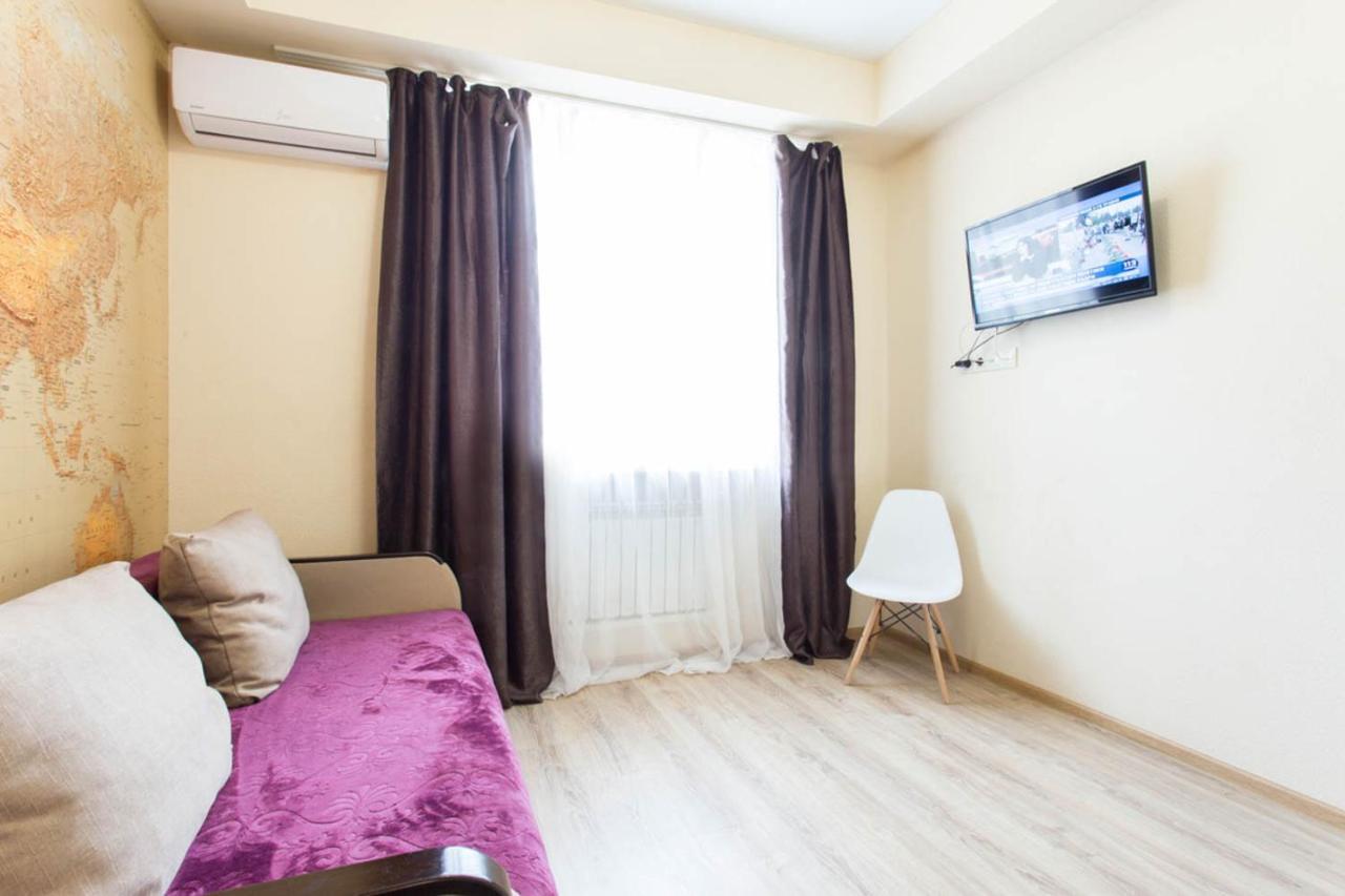 New Studio In The Center - Korolenka Str. 25/62 Leilighet Kharkiv Eksteriør bilde